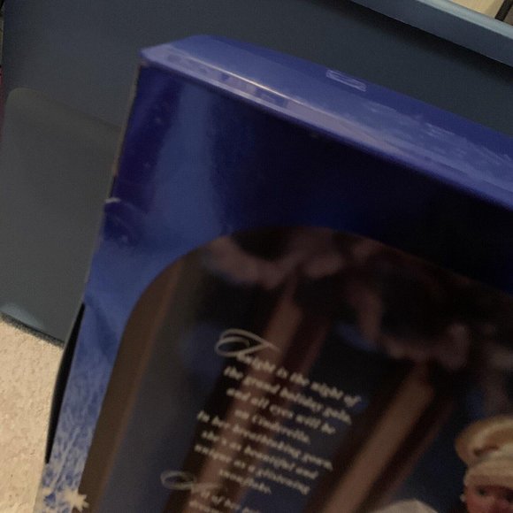 Mattel - Holiday Princess Barbie Doll - Walt Disney’s Cinderella 1996 - Picture 5 of 10